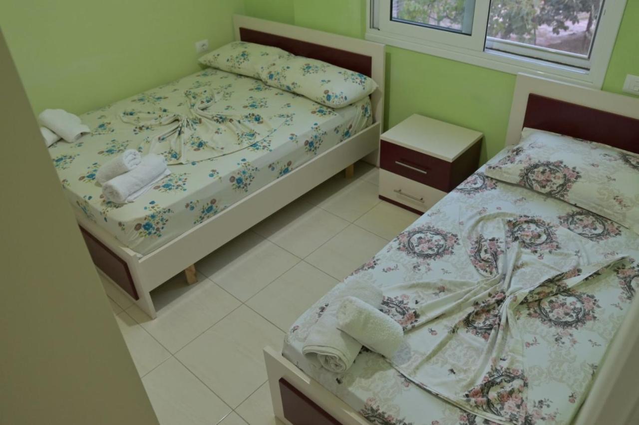 Mana Apartments Ксамил Екстериор снимка
