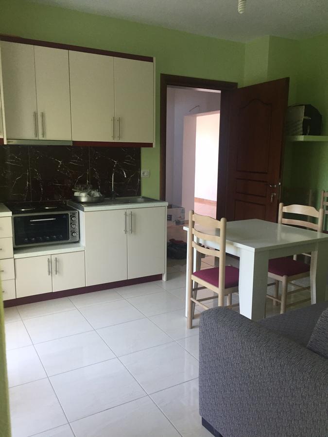 Mana Apartments Ксамил Екстериор снимка
